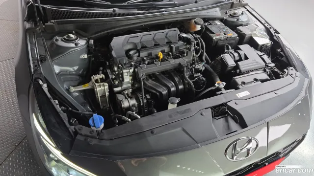 Hyundai Elantra (Avante)