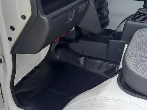 Mazda Scrum Truck