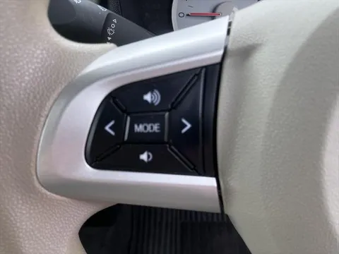 Daihatsu Mira Tocot