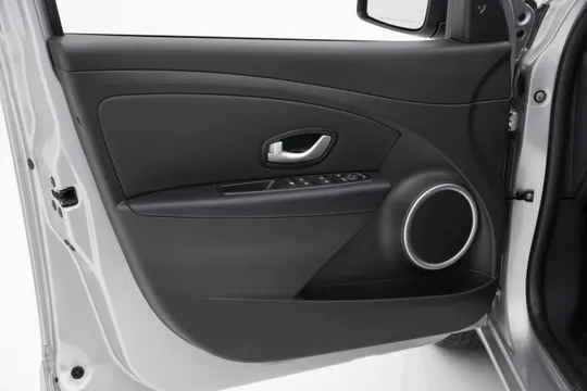 Renault SM3