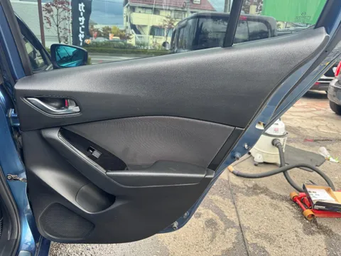 Mazda Axela Sport