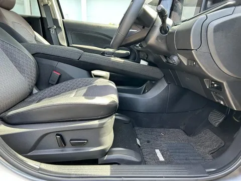 Nissan Note Aura
