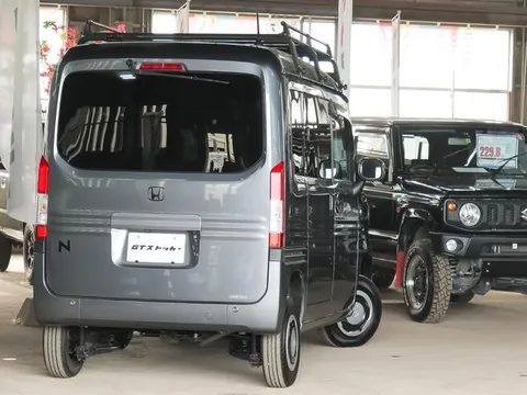 Honda N-VAN Plus Style