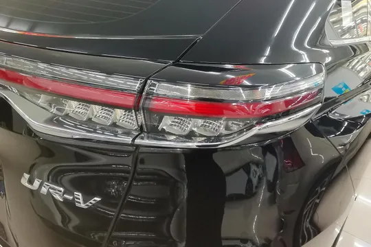 Honda UR-V