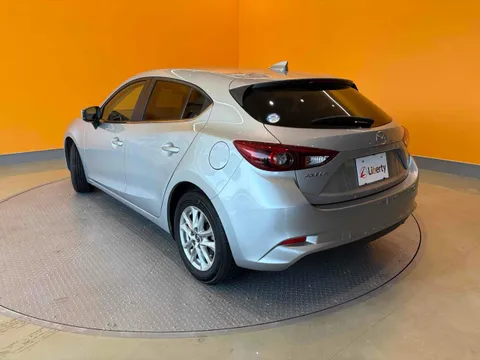 Mazda Axela Sport