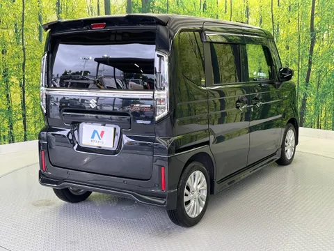 Suzuki Spacia Custom