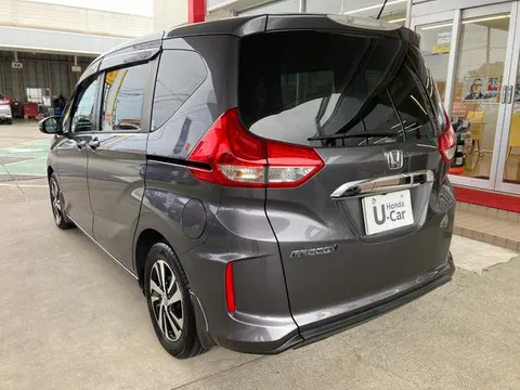 Honda Freed Plus