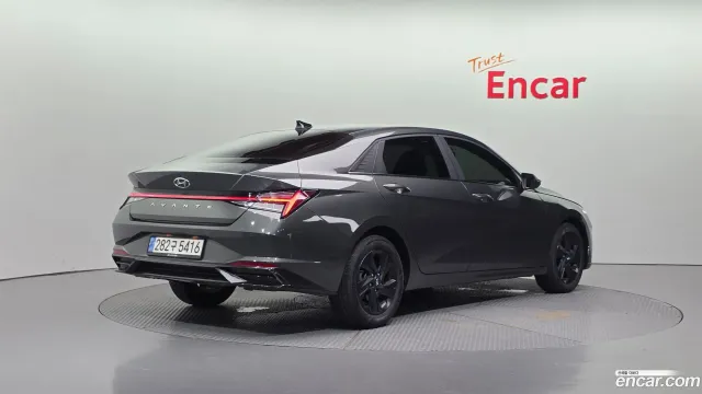 Hyundai Elantra (Avante)