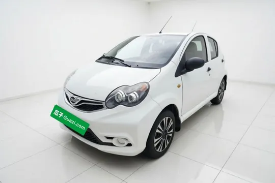 BYD F0