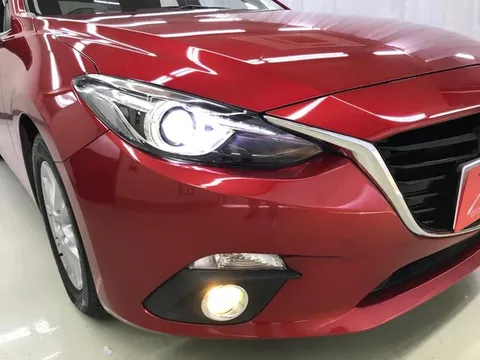 Mazda Axela Sport