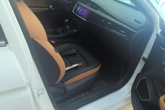 Geely Emgrand GL