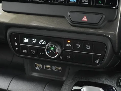 Honda N-WGN Custom