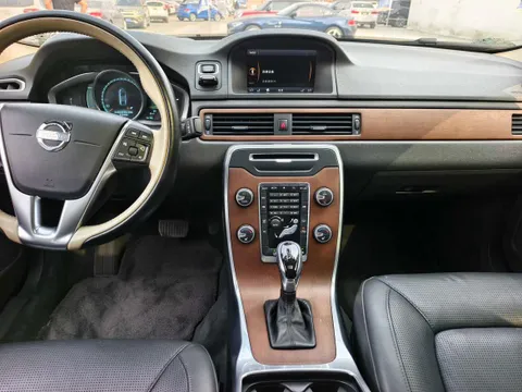 Volvo S80L