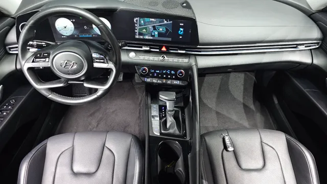 Hyundai Elantra (Avante)
