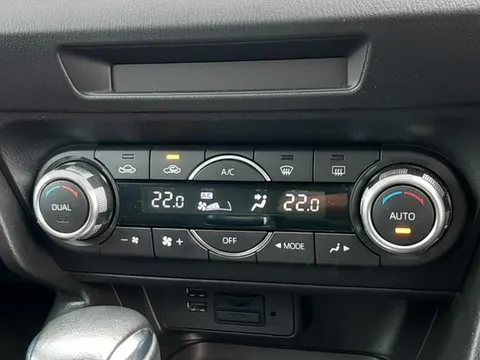 Mazda Axela Sport