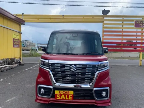 Suzuki Spacia Custom