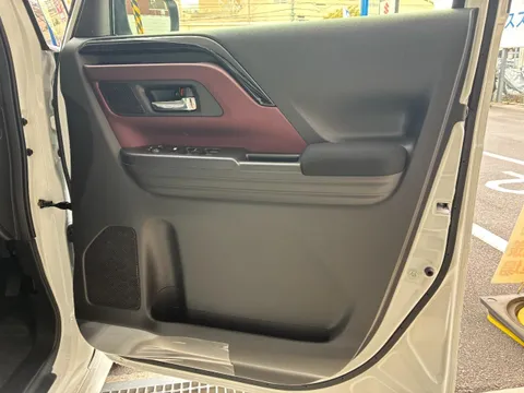 Suzuki Spacia Custom