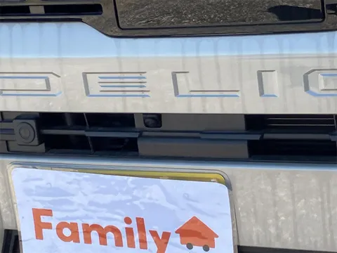 Mitsubishi Delica Mini
