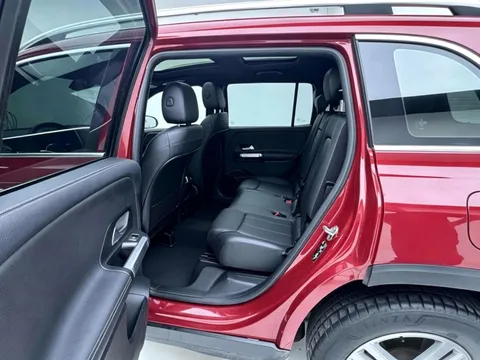Mercedes-Benz Mercedes-Benz GLB