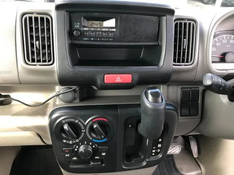 Nissan Clipper