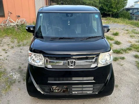 Honda N-BOX Slash