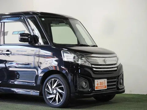 Suzuki Spacia Custom