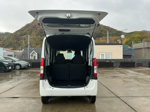 Honda N-VAN Plus Style