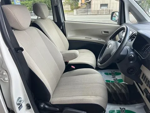 Subaru Lucra