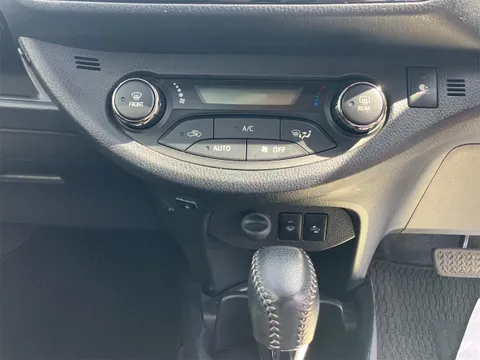 Toyota Yaris (Vitz)