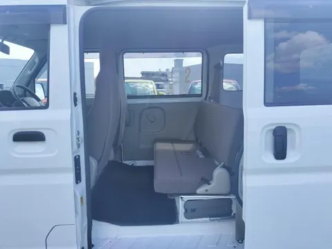 Mitsubishi Minicab Van