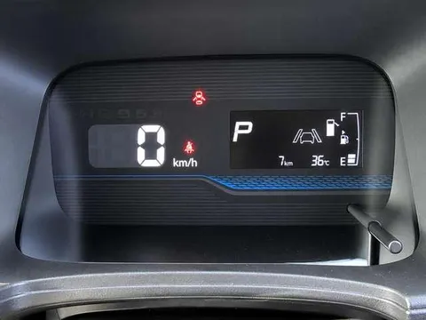 Nissan Clipper Van