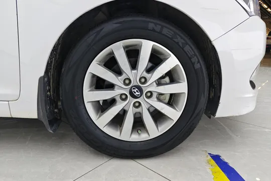Hyundai Mistra