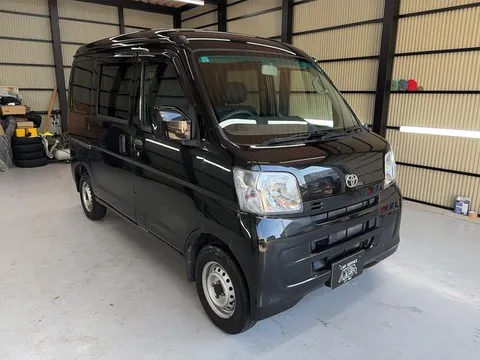 Toyota Pixis Van