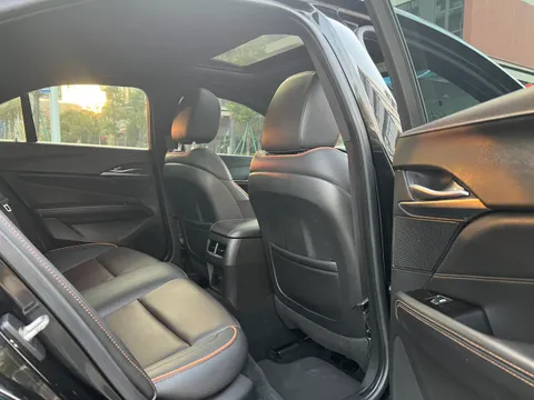 Cadillac CT4