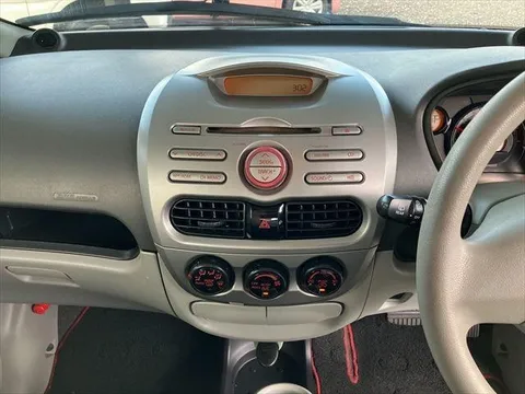 Mitsubishi I