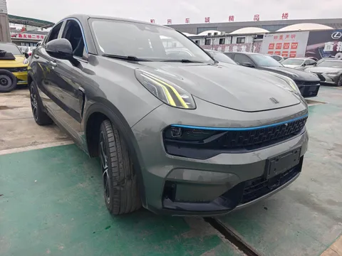 Lynk & Co 05