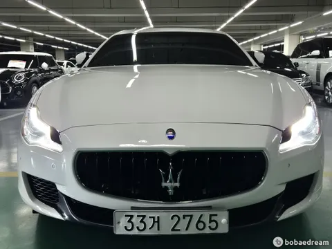 Maserati Quattroporte