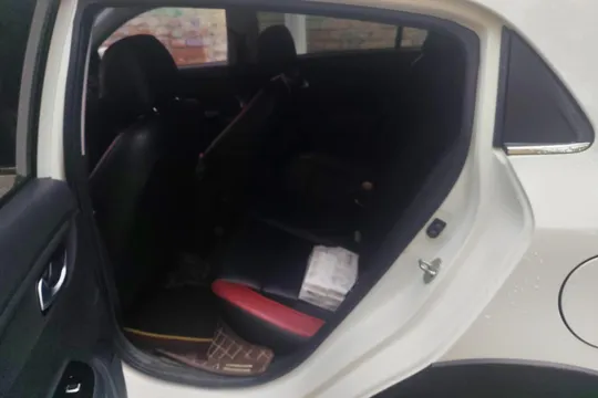 Kia KX