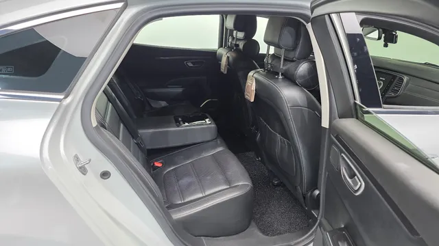 Renault Talisman (SM6)