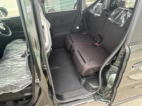 Suzuki Spacia Gear