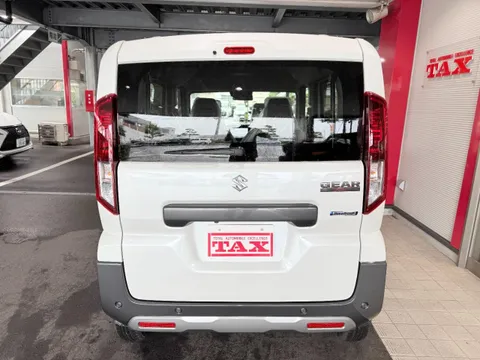 Suzuki Spacia Gear