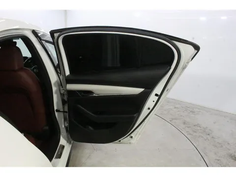 Mazda MAZDA3 Fastback