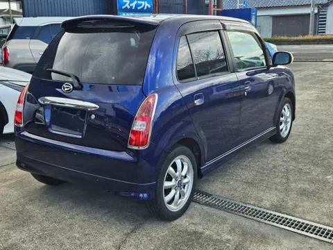 Daihatsu Mira Gino
