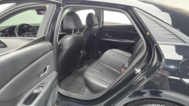 Hyundai Elantra (Avante)