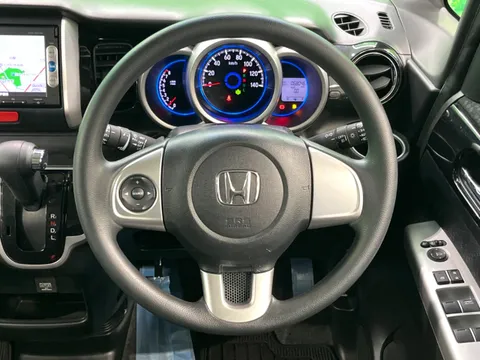 Honda N-BOX+ Custom