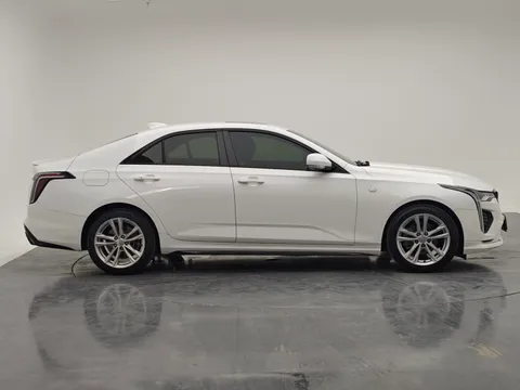 Cadillac CT4