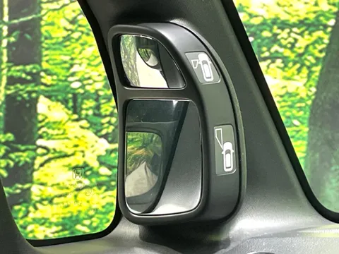 Honda N-BOX Slash