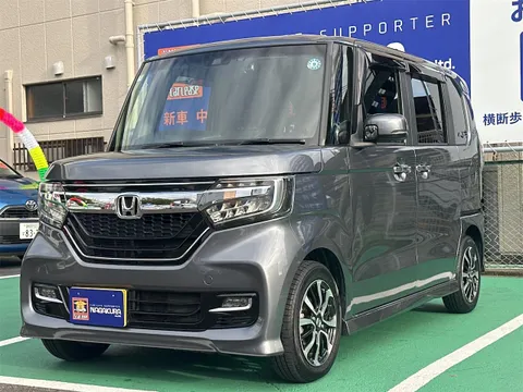 Honda N-BOX Custom