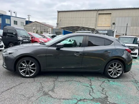 Mazda Axela Sport