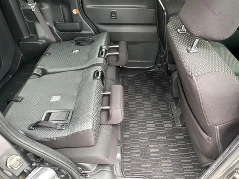 Toyota Pixis Mega
